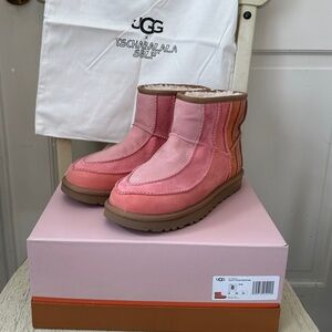 NIB Ugg x Tschabalala self classic repeated mini, pink 8US, 39EU